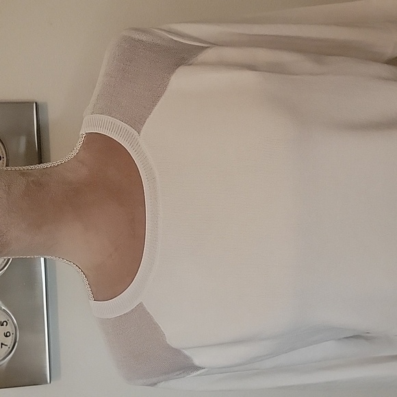 The Limited. Size L, White, Classic Style Sweater, Lightweight, Sheer Shoulders - Picture 2 of 10